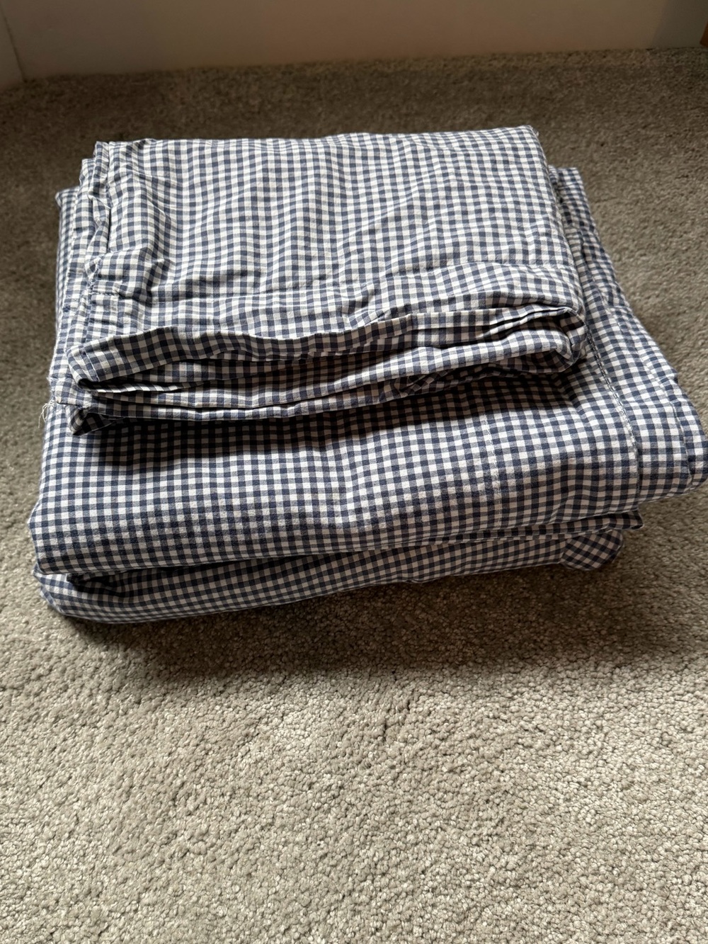 Pottery Barn Kids Navy and White Gingham Twin Sheet Set